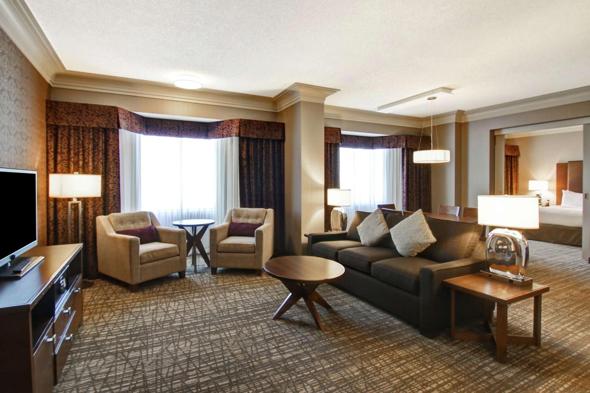 Doubletree By Hilton West Edmonton Hotel Eksteriør billede