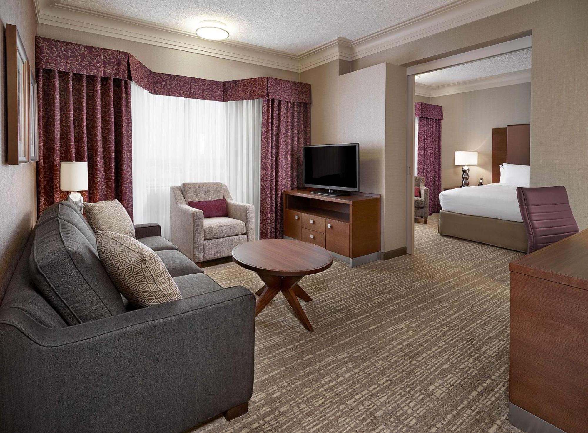 Doubletree By Hilton West Edmonton Hotel Eksteriør billede