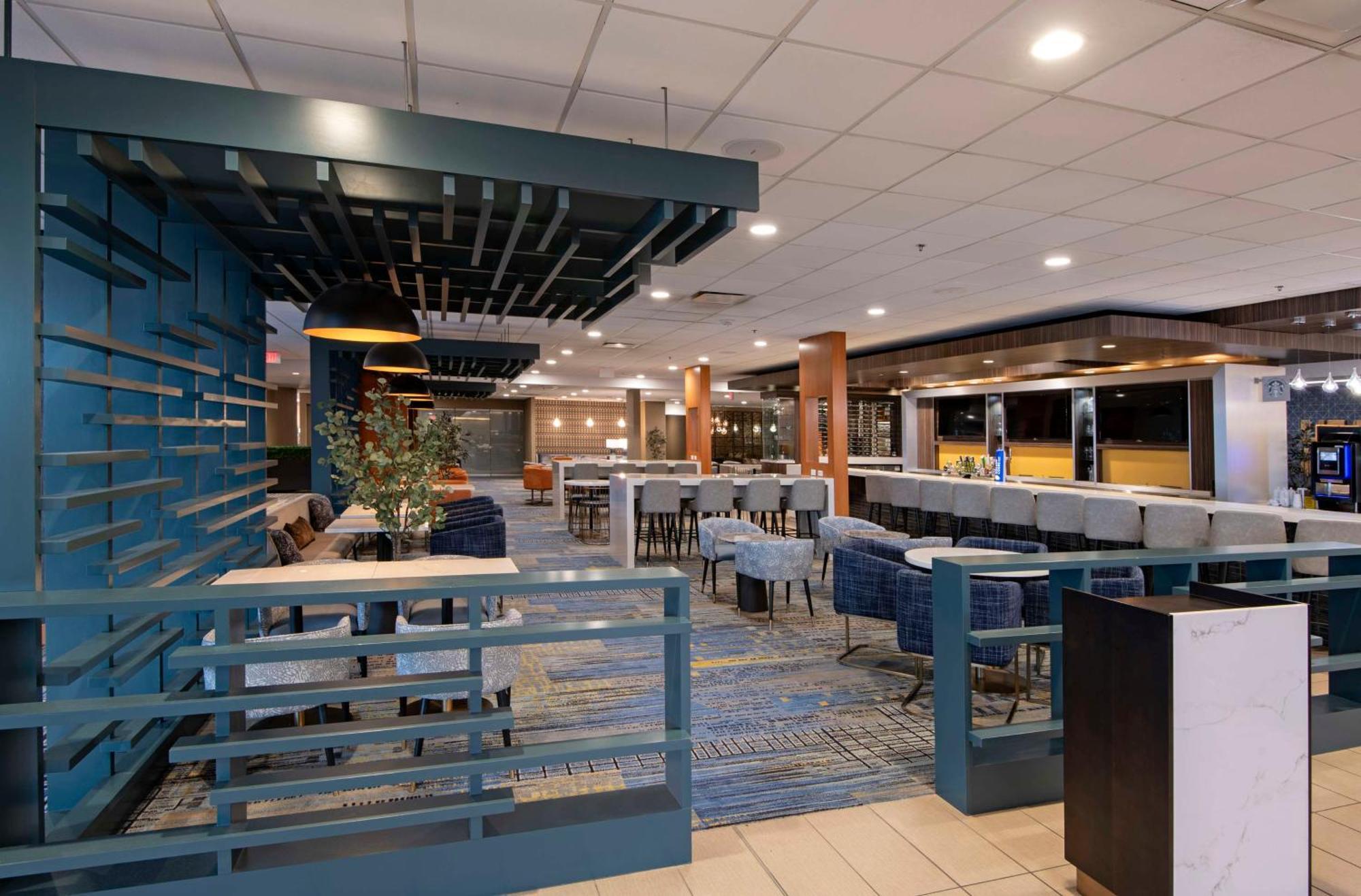 Doubletree By Hilton West Edmonton Hotel Eksteriør billede
